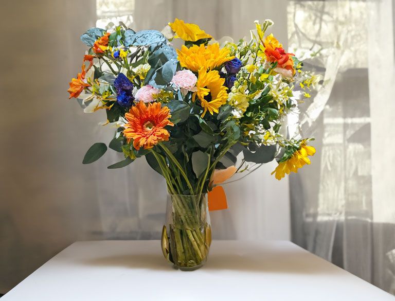 flower-arrangement-for-home.jpg