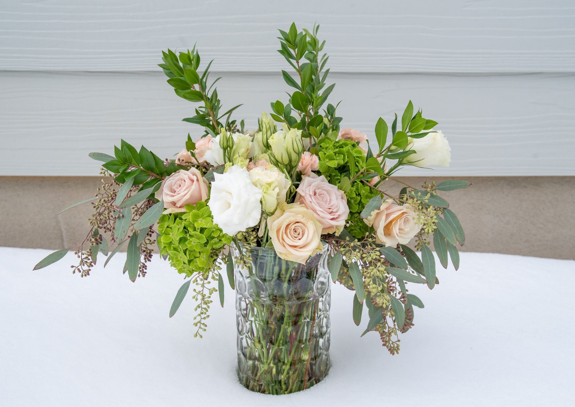 flowers on yacht