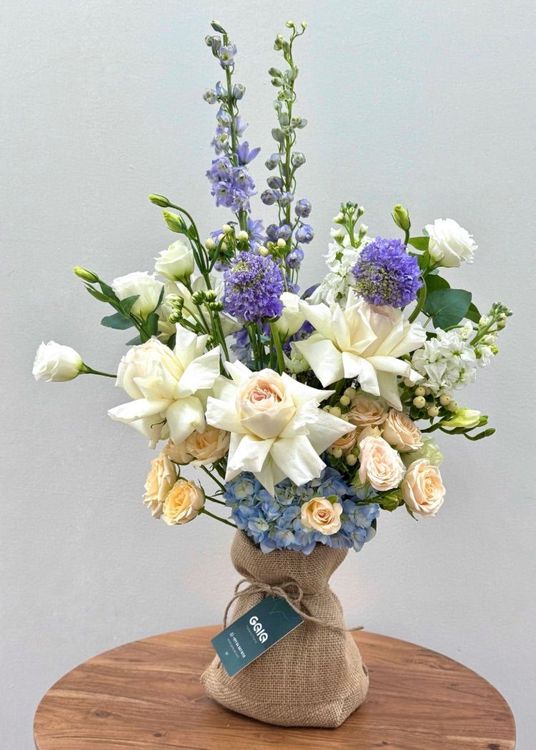 Delicate Peach Ohara Rose Blue Hydrangea Luxury