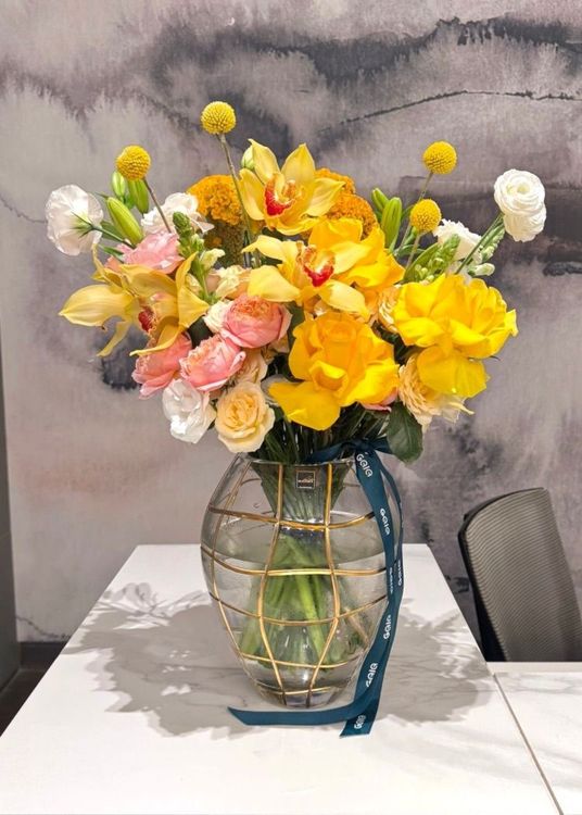 Sun Kissed Lily Craspedia Dream